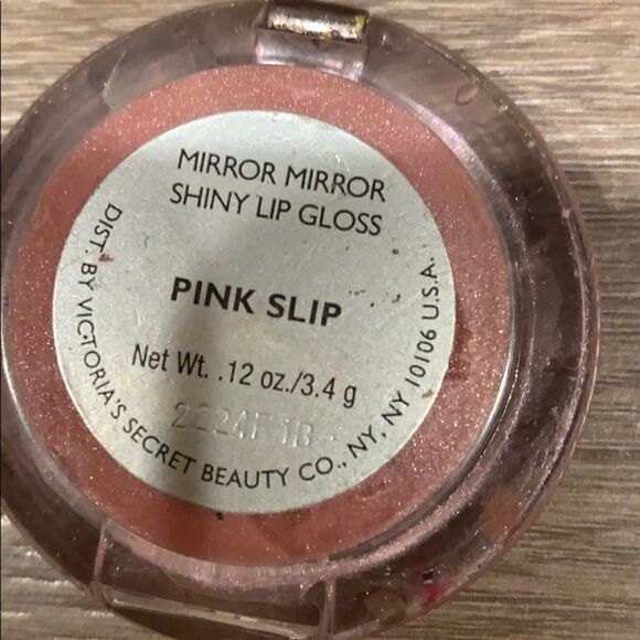 Lip glass and lipstick 💄 - Picture 2 of 6